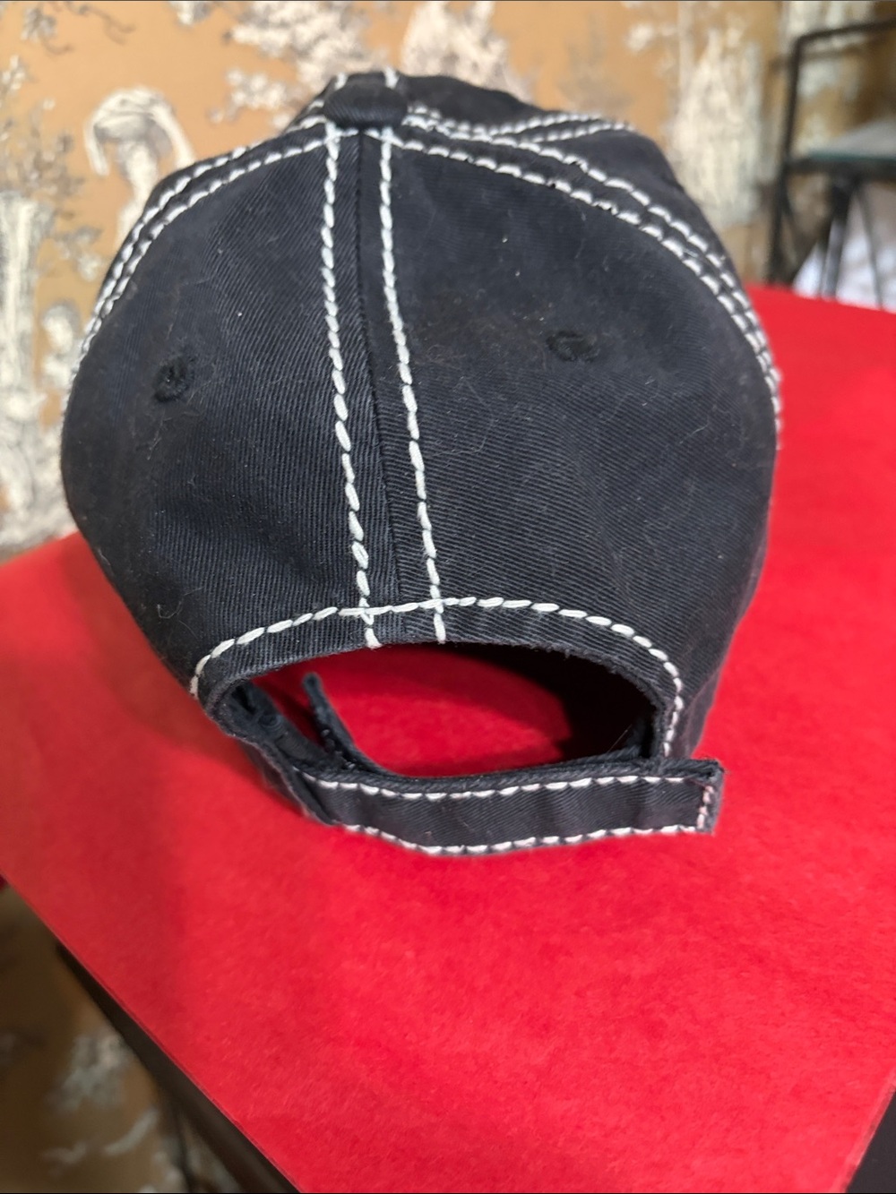 Black Baseball Cap with Pink 'DREAM' Embroidery - Picture 3 of 15